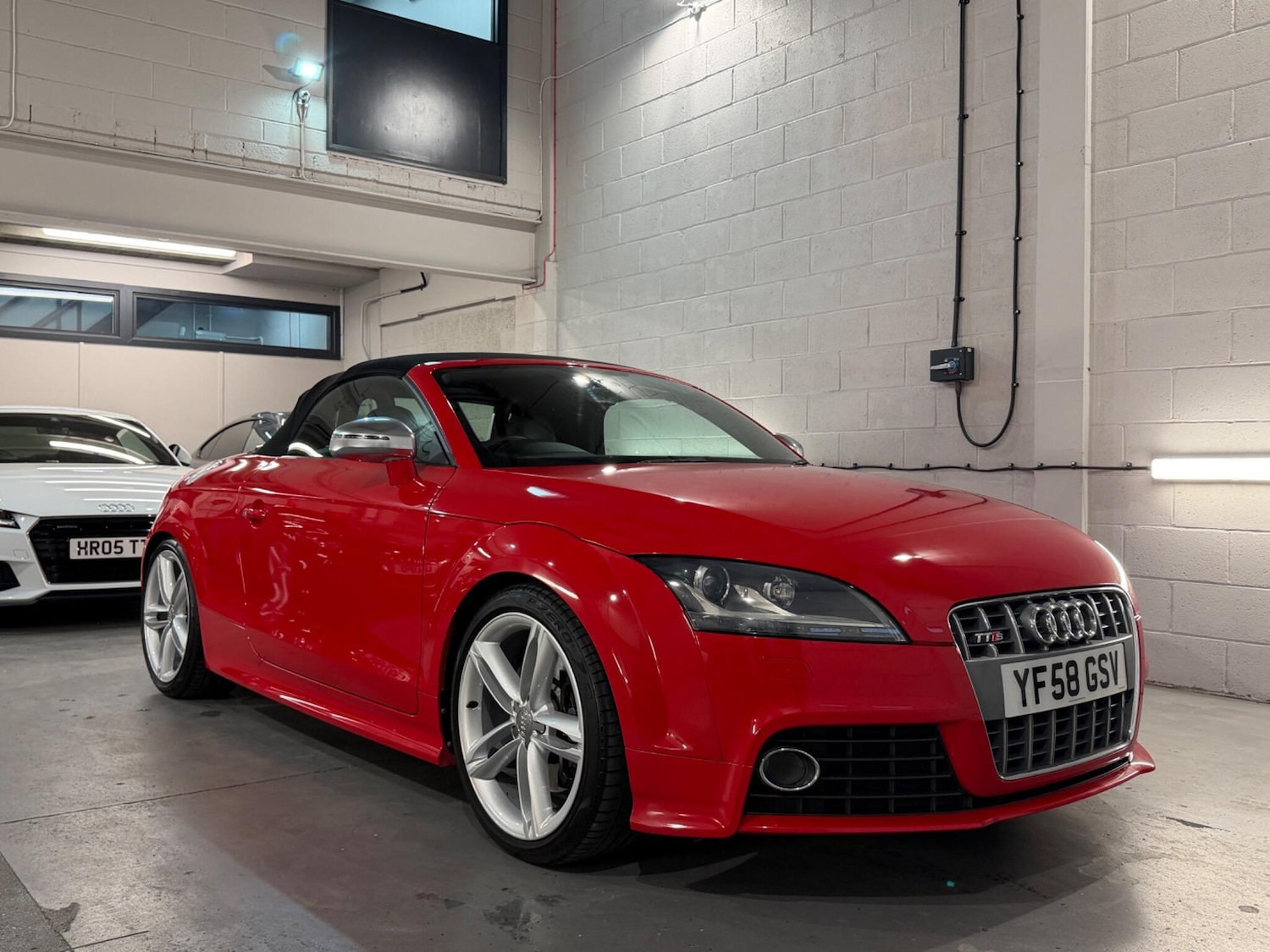 Used Audi TT 2009 for sale - 77957249: Photo 12