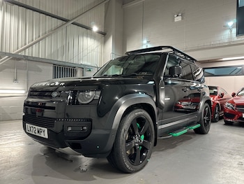 Used Land Rover Defender 110 2022 for sale - 77230045: Photo