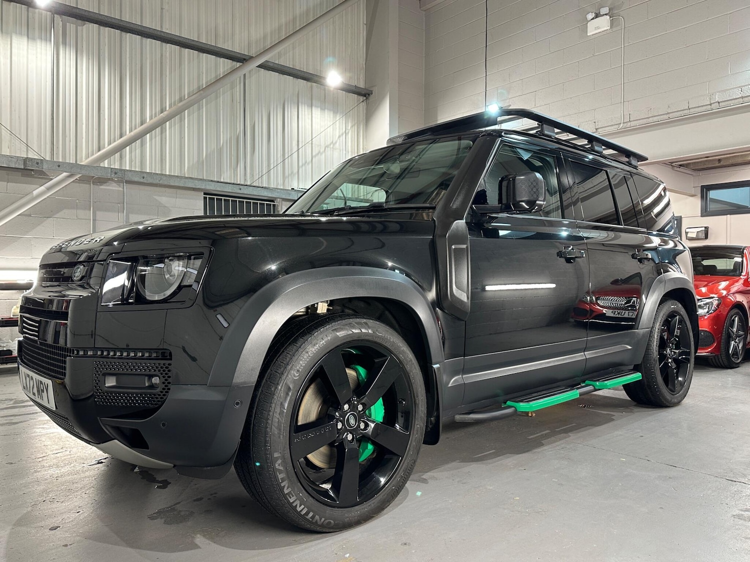 Used Land Rover Defender 2022 for sale - 77230045: Photo 5