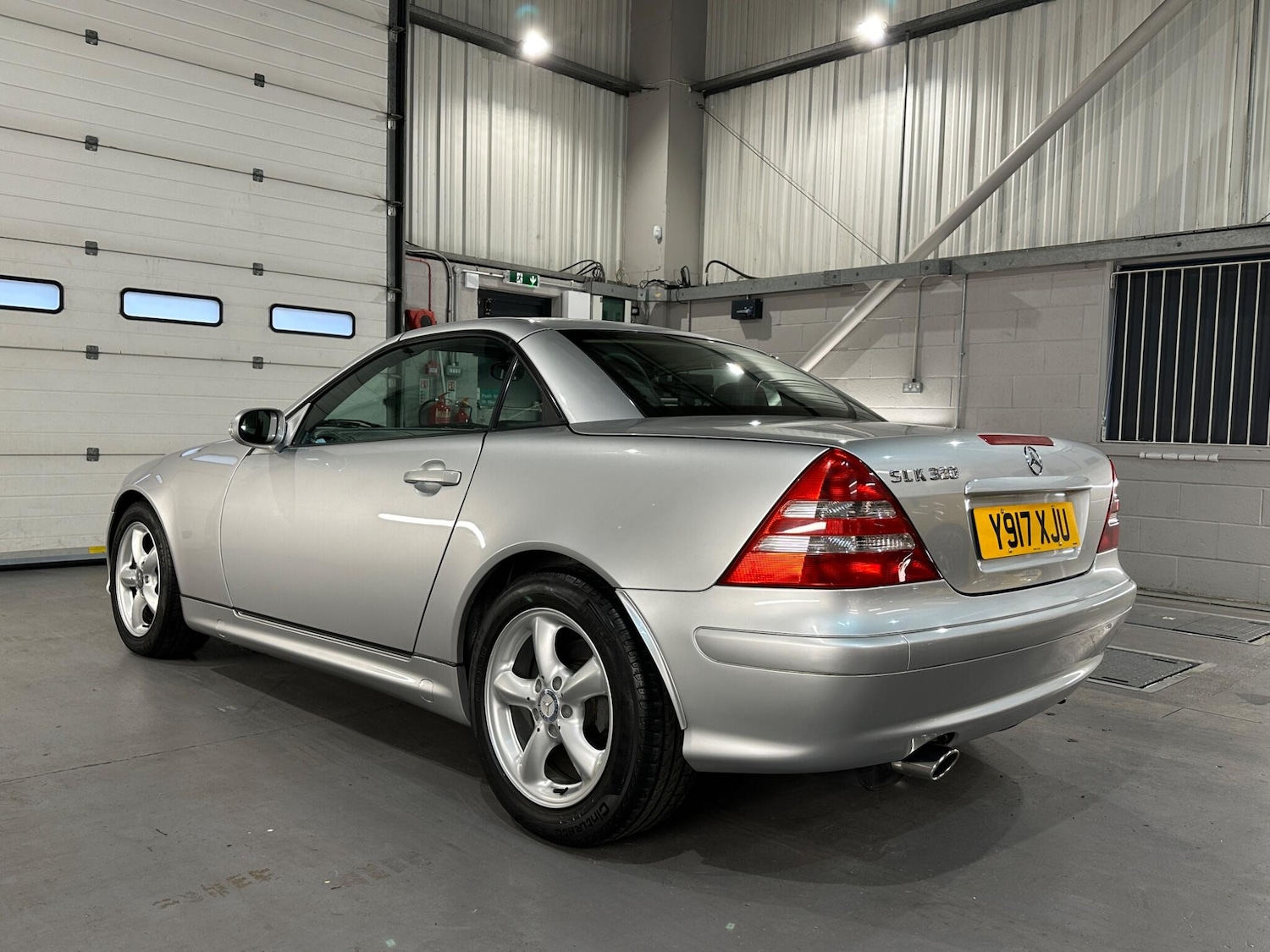 Used Mercedes-Benz SLK 2001 for sale - 77230349: Photo 17