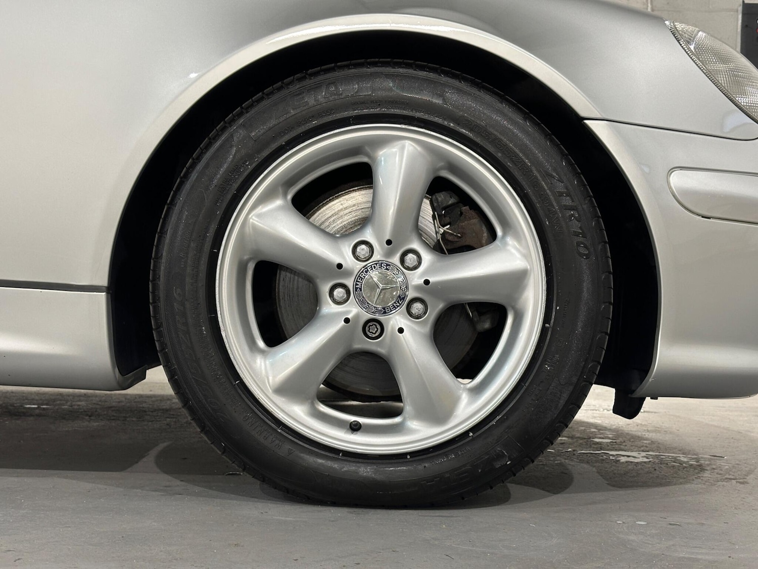 Used Mercedes-Benz SLK 2001 for sale - 77230349: Photo 21