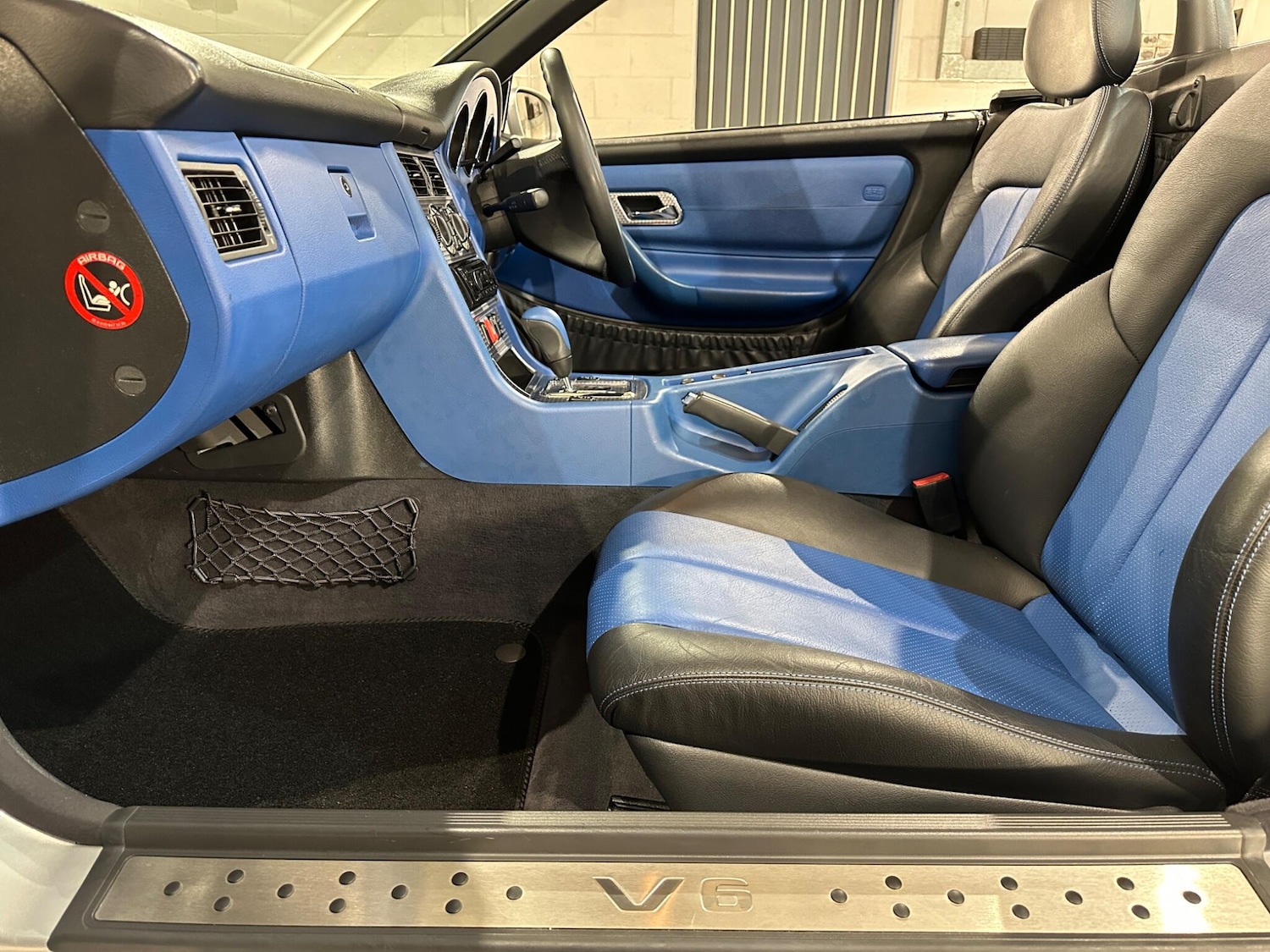 Used Mercedes-Benz SLK 2001 for sale - 77230349: Photo 29