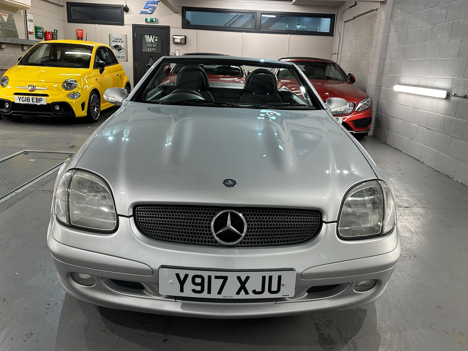Used Mercedes-Benz SLK 2001 for sale - 77230349: Photo 3