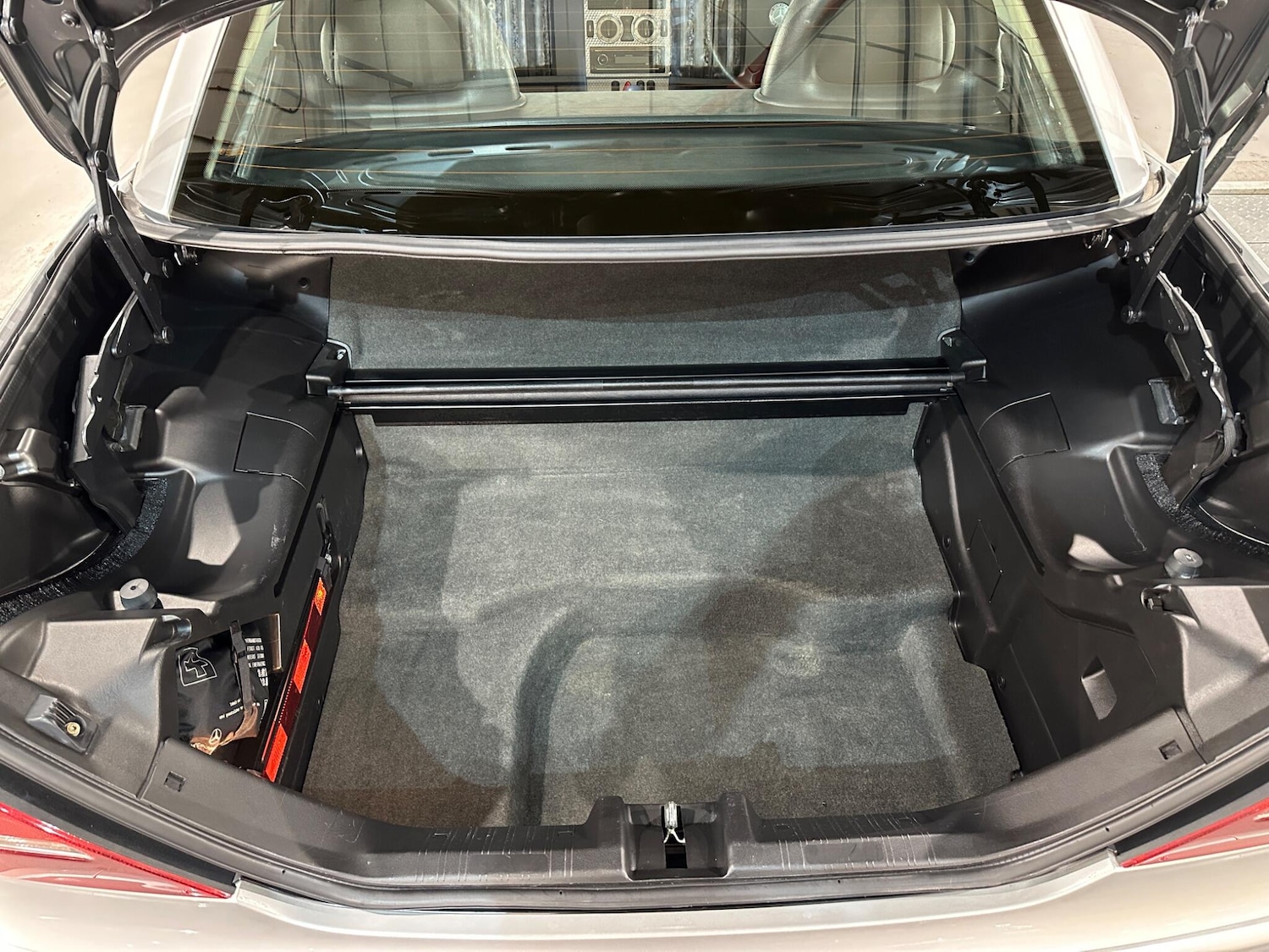 Used Mercedes-Benz SLK 2001 for sale - 77230349: Photo 35