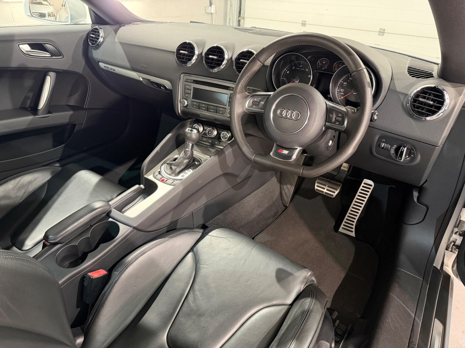 Used Audi TT 2010 for sale - 77598957: Photo 13