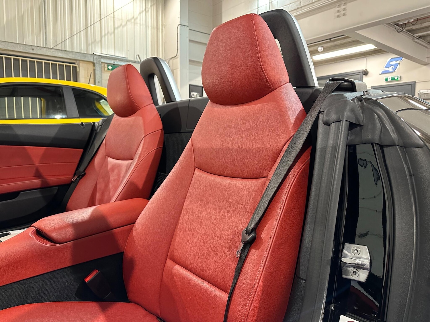 Used BMW Z4 2013 for sale - 77230178: Photo 27