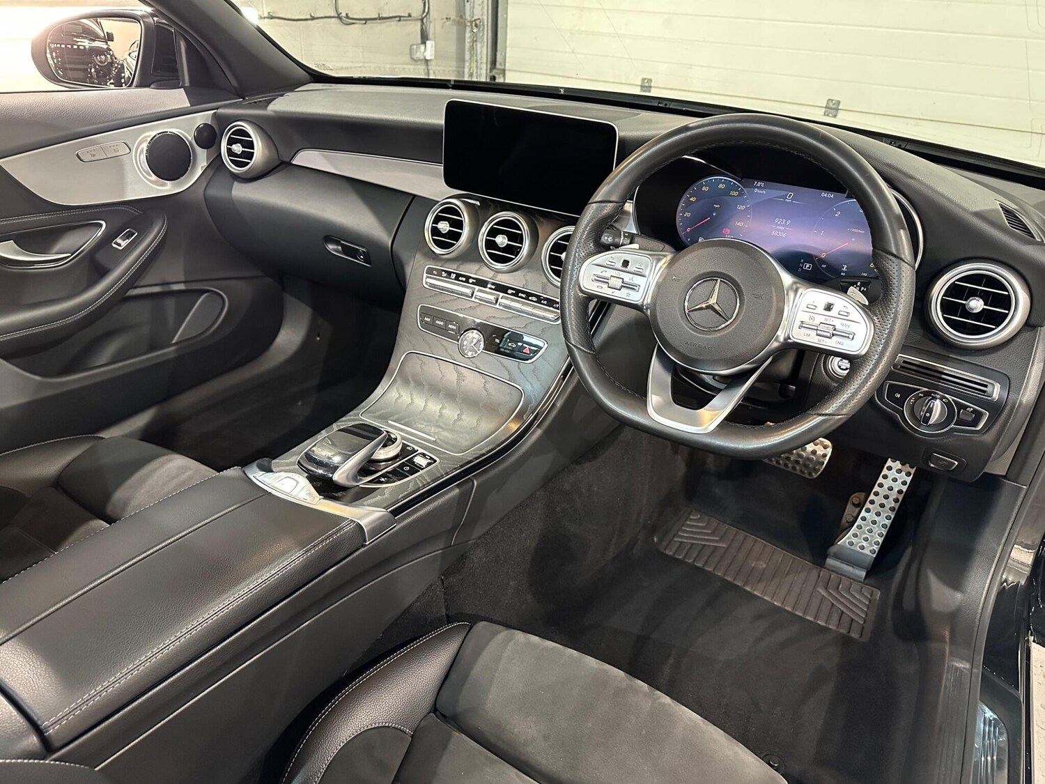 Used Mercedes-Benz C Class 2020 for sale - 77230328: Photo 22