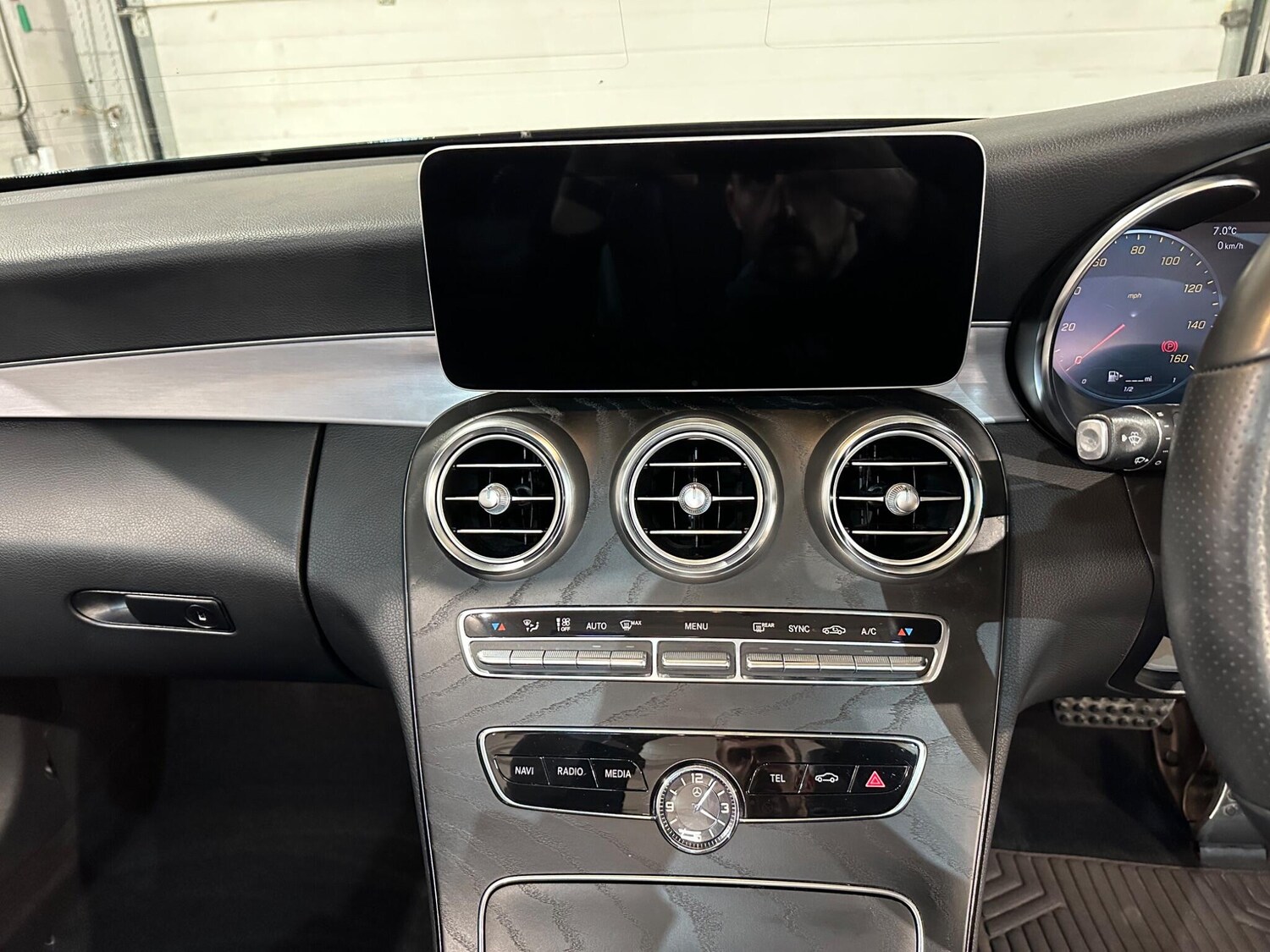 Used Mercedes-Benz C Class 2020 for sale - 77230328: Photo 35