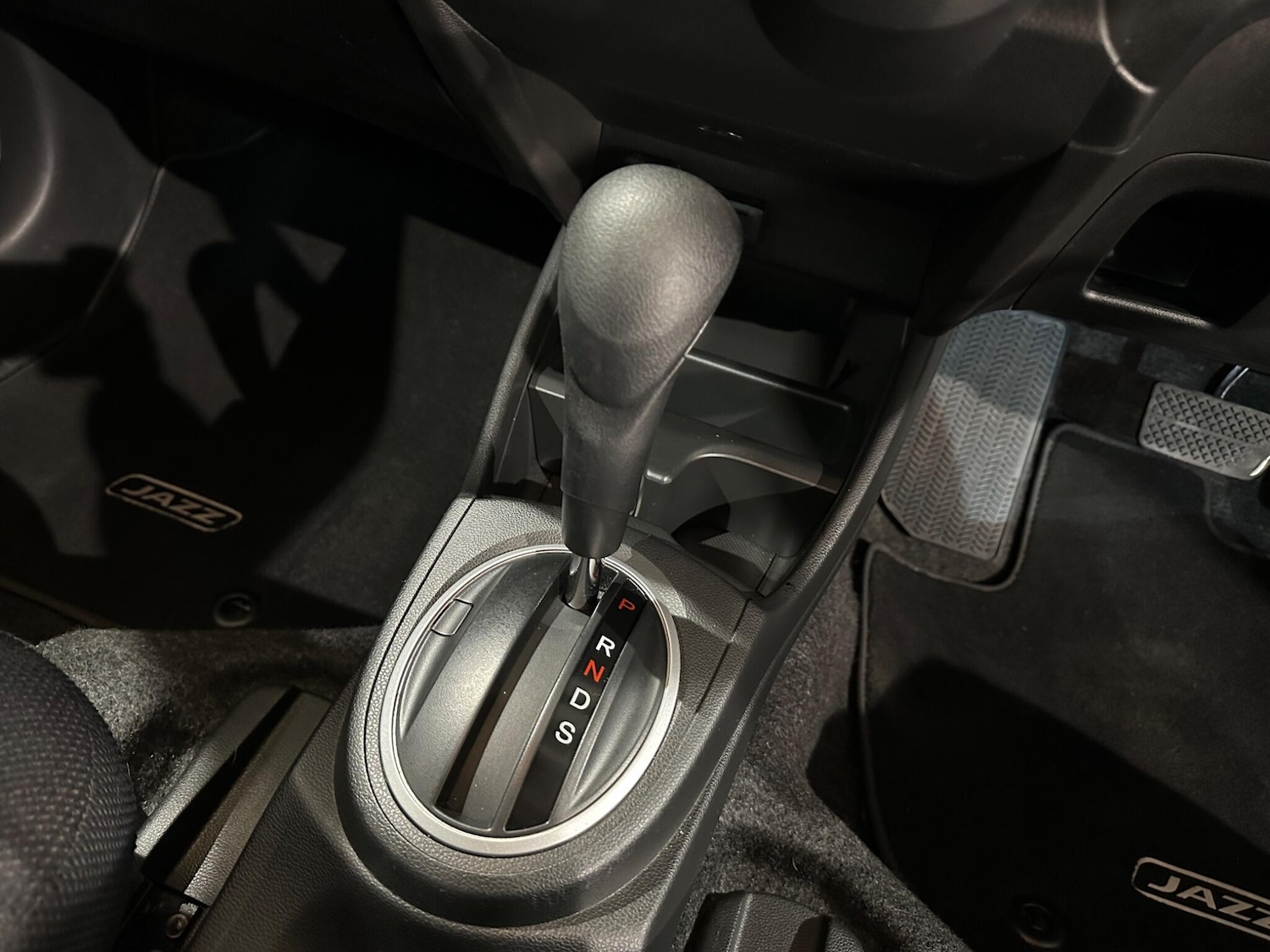 Used Honda Jazz 2014 for sale - 77229252: Photo 24