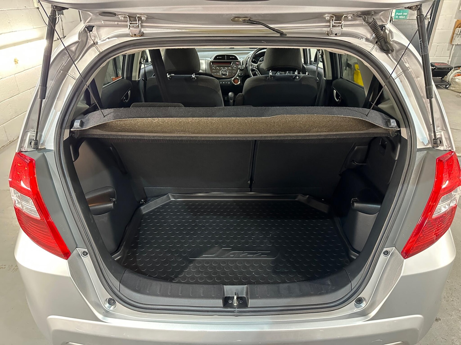 Used Honda Jazz 2014 for sale - 77229252: Photo 28