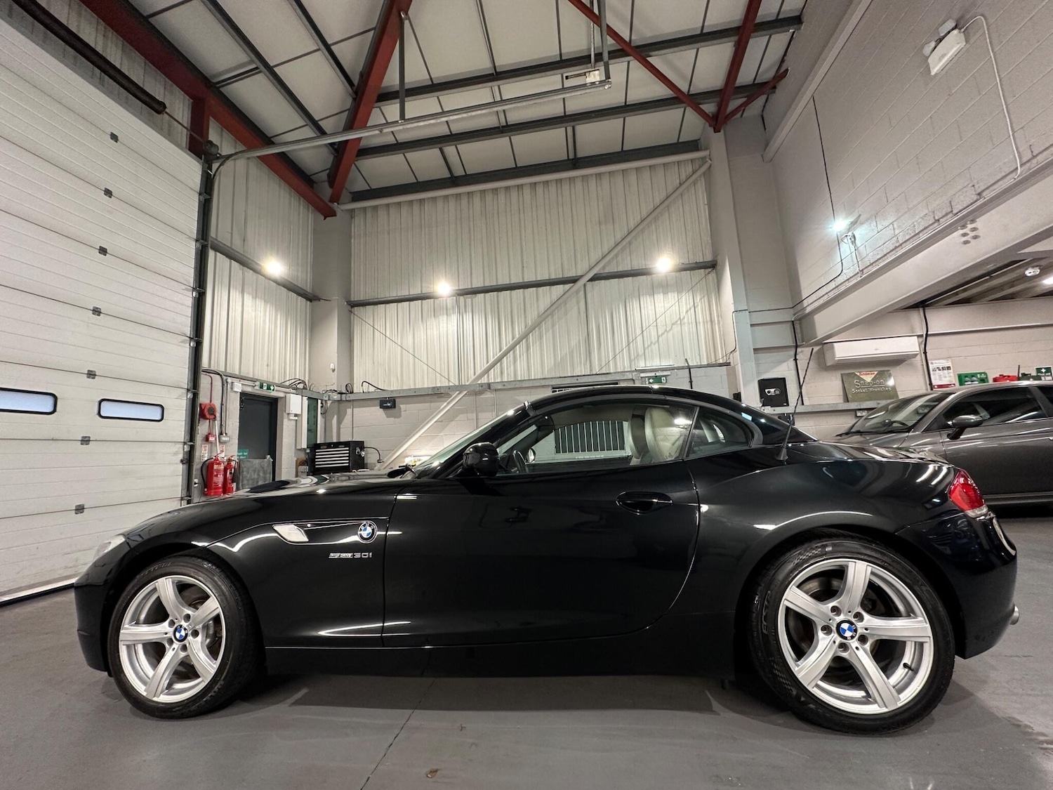 Used BMW Z4 2009 for sale - 77230281: Photo 16