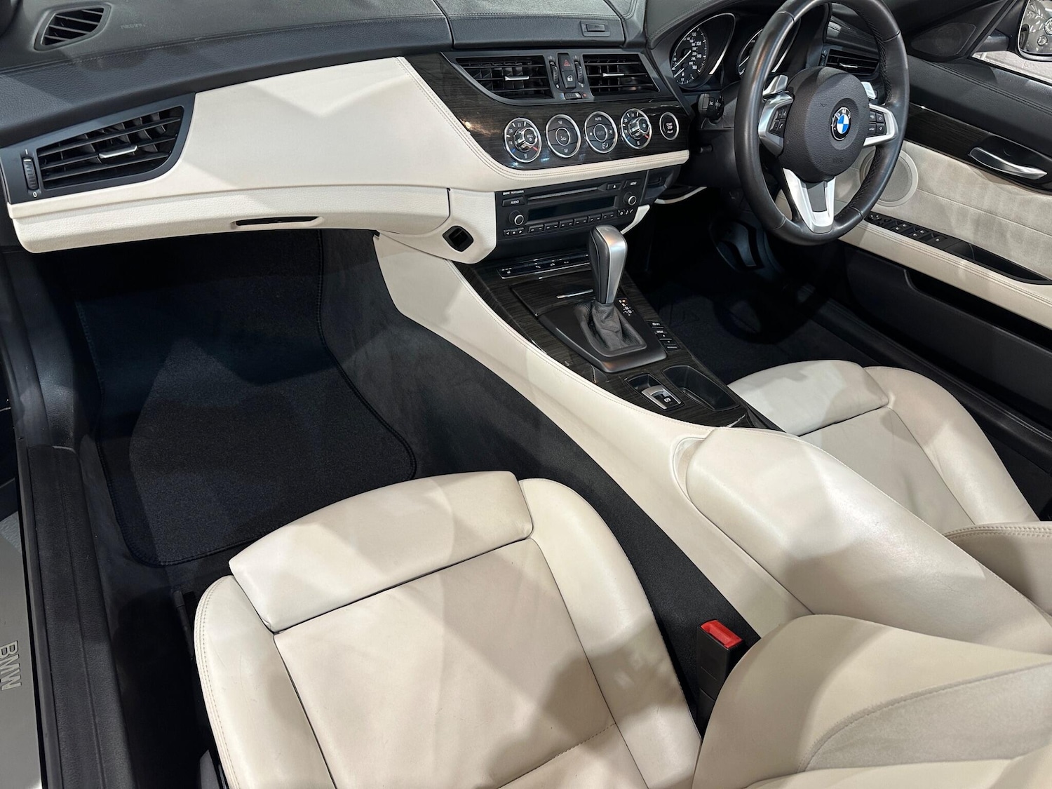 Used BMW Z4 2009 for sale - 77230281: Photo 27