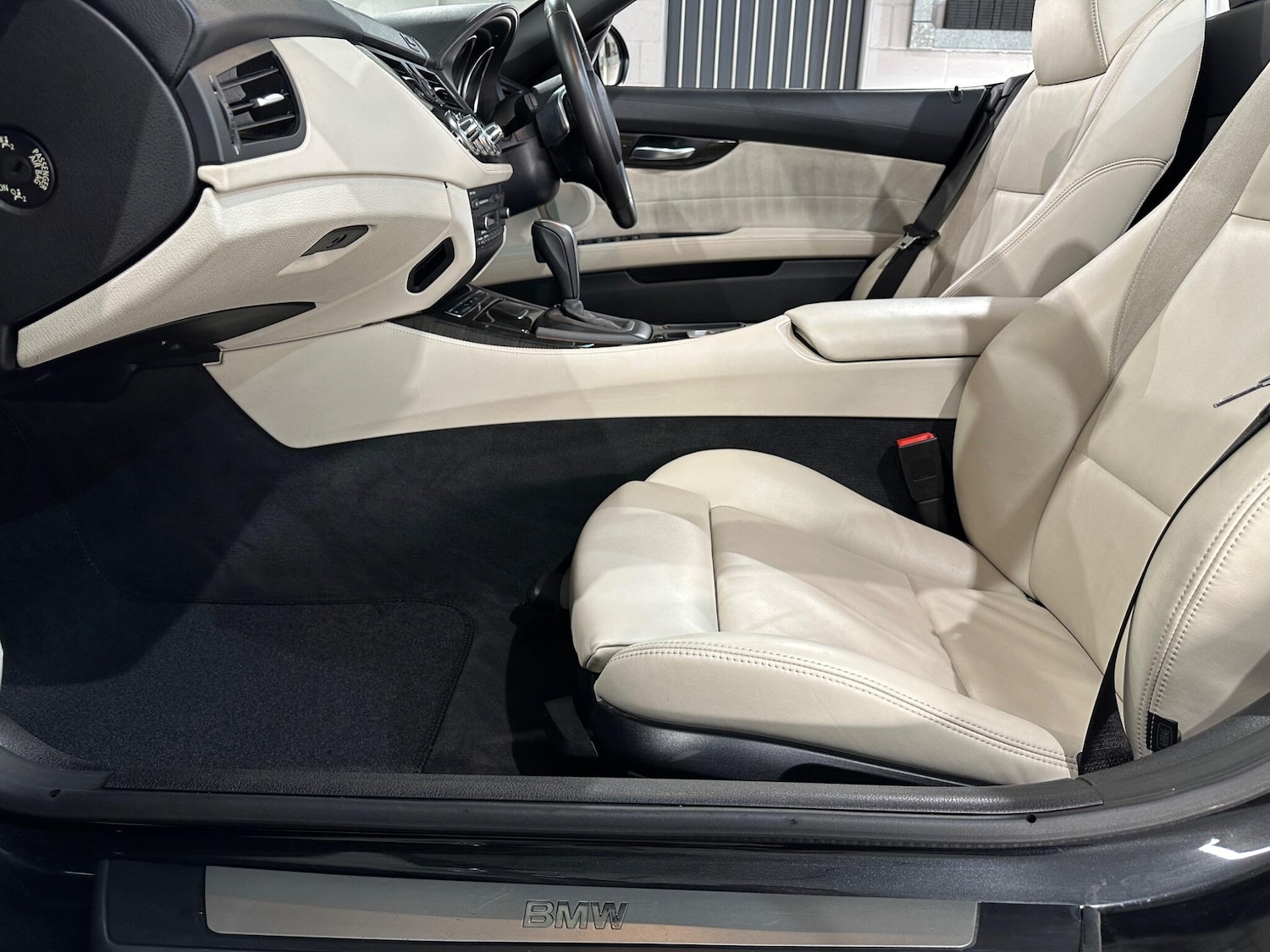 Used BMW Z4 2009 for sale - 77230281: Photo 28