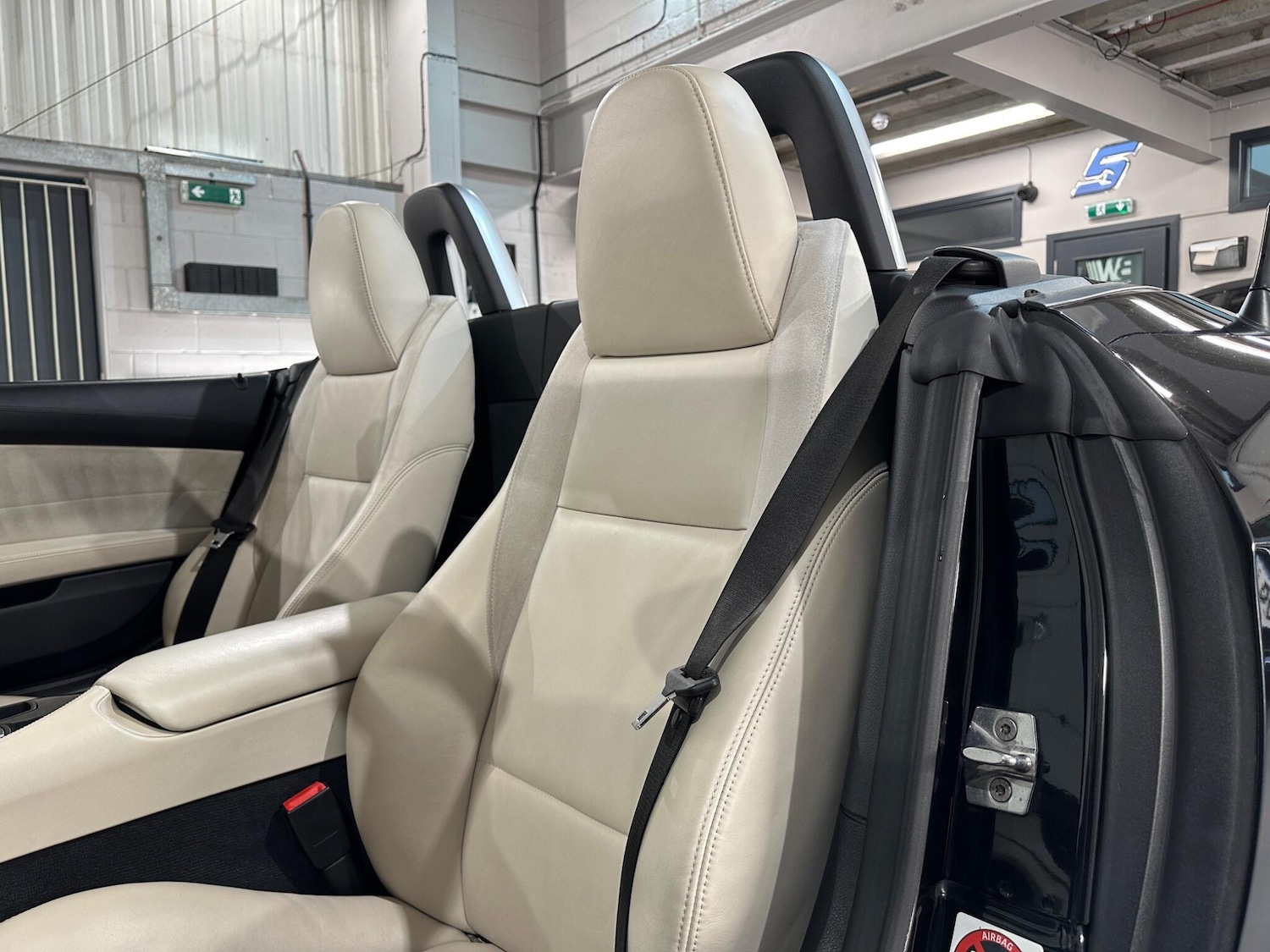 Used BMW Z4 2009 for sale - 77230281: Photo 29