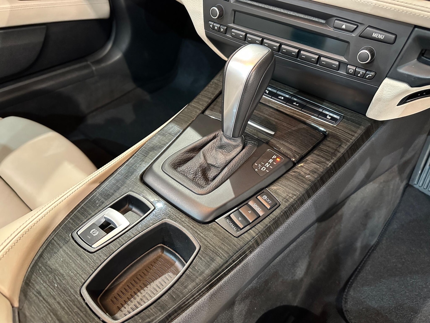 Used BMW Z4 2009 for sale - 77230281: Photo 32