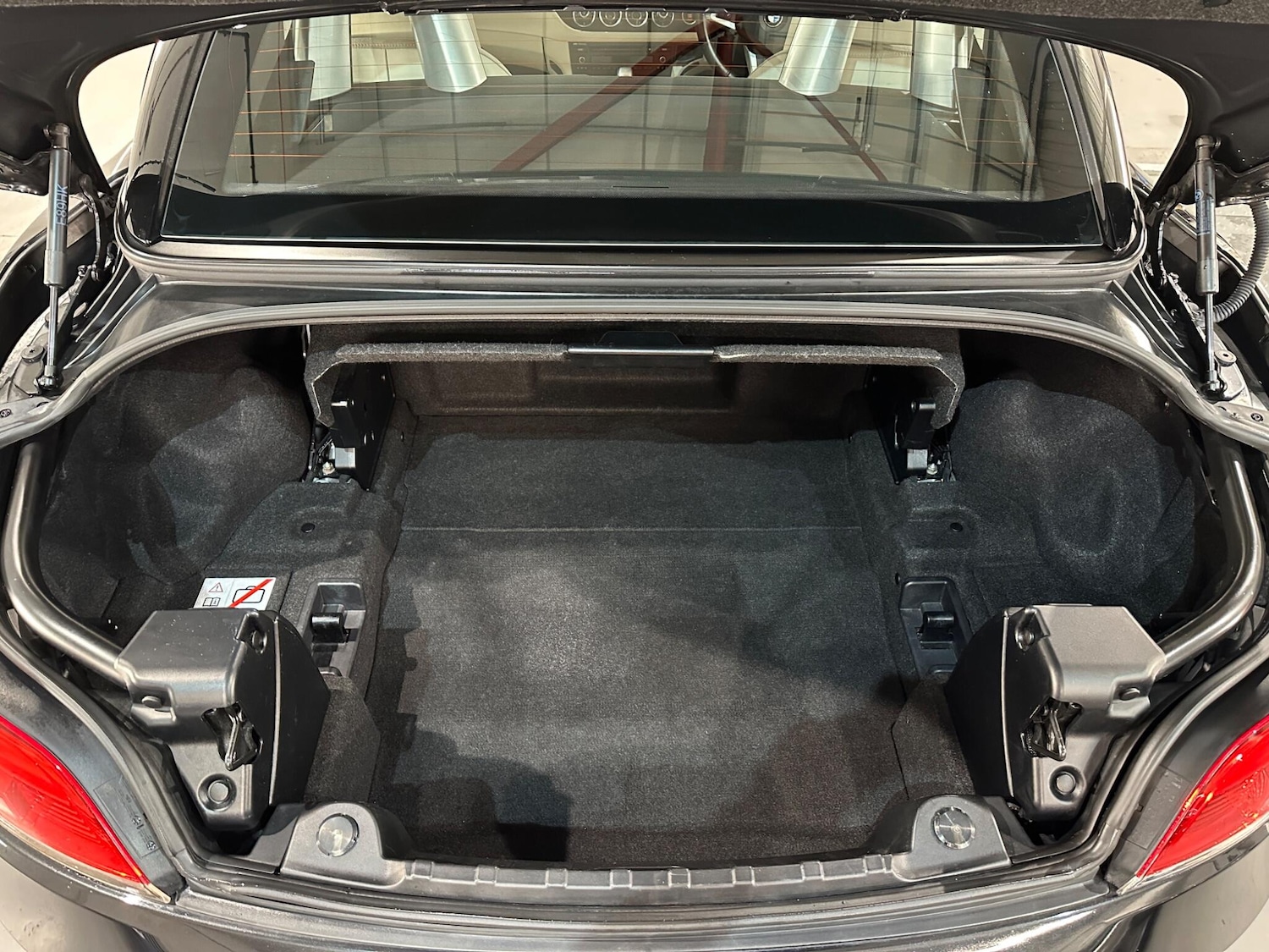 Used BMW Z4 2009 for sale - 77230281: Photo 34