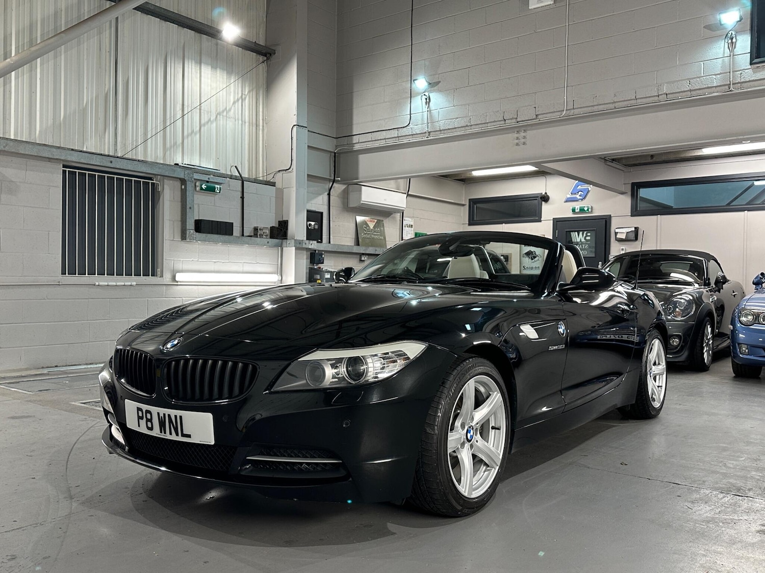 Used BMW Z4 2009 for sale - 77230281: Photo 4