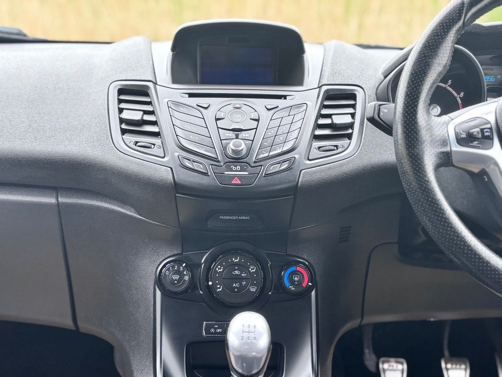 Used Ford Fiesta 2017 for sale - 78106275: Photo 37