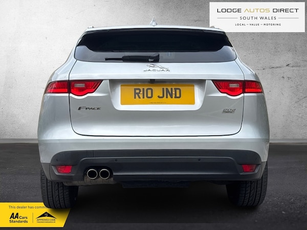 Used Jaguar F-Pace 2016 for sale - 76250684: Photo 6