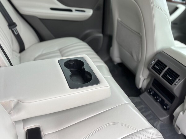 Used Jaguar F-Pace 2016 for sale - 76250684: Photo 76
