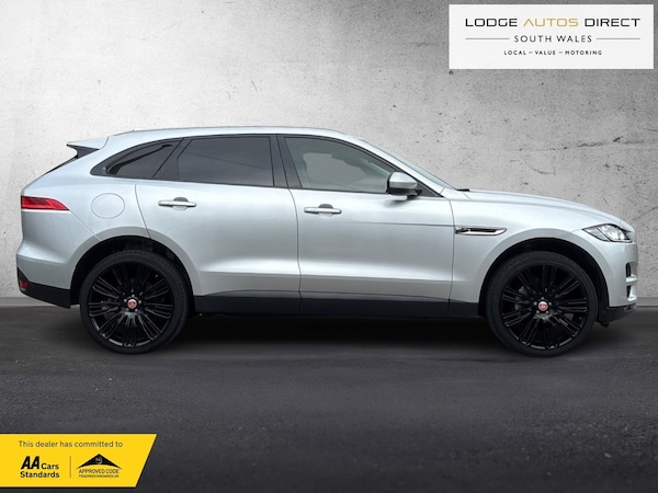 Used Jaguar F-Pace 2016 for sale - 76250684: Photo 9