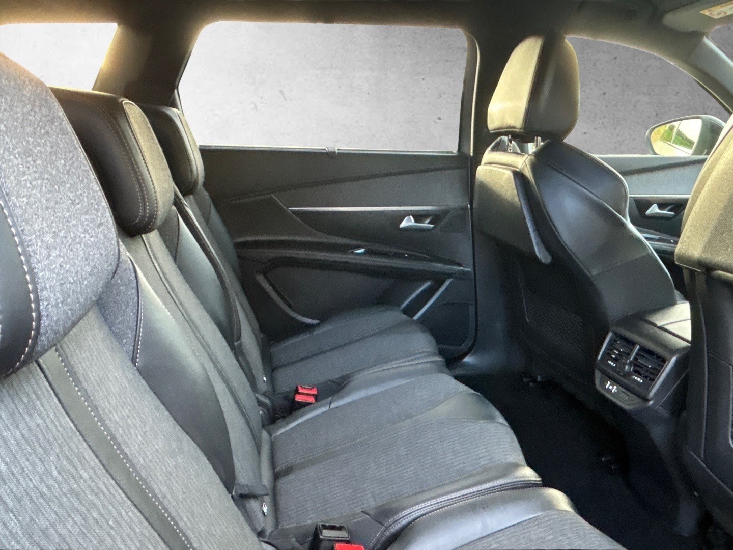 Used Peugeot 5008 2019 for sale - 77084265: Photo 12