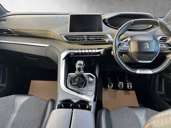 Used Peugeot 5008 2019 for sale - 77084265: Photo