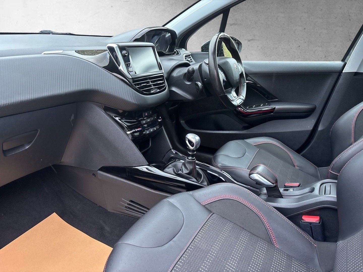 Used Peugeot 2008 2018 for sale - 77084273: Photo 11