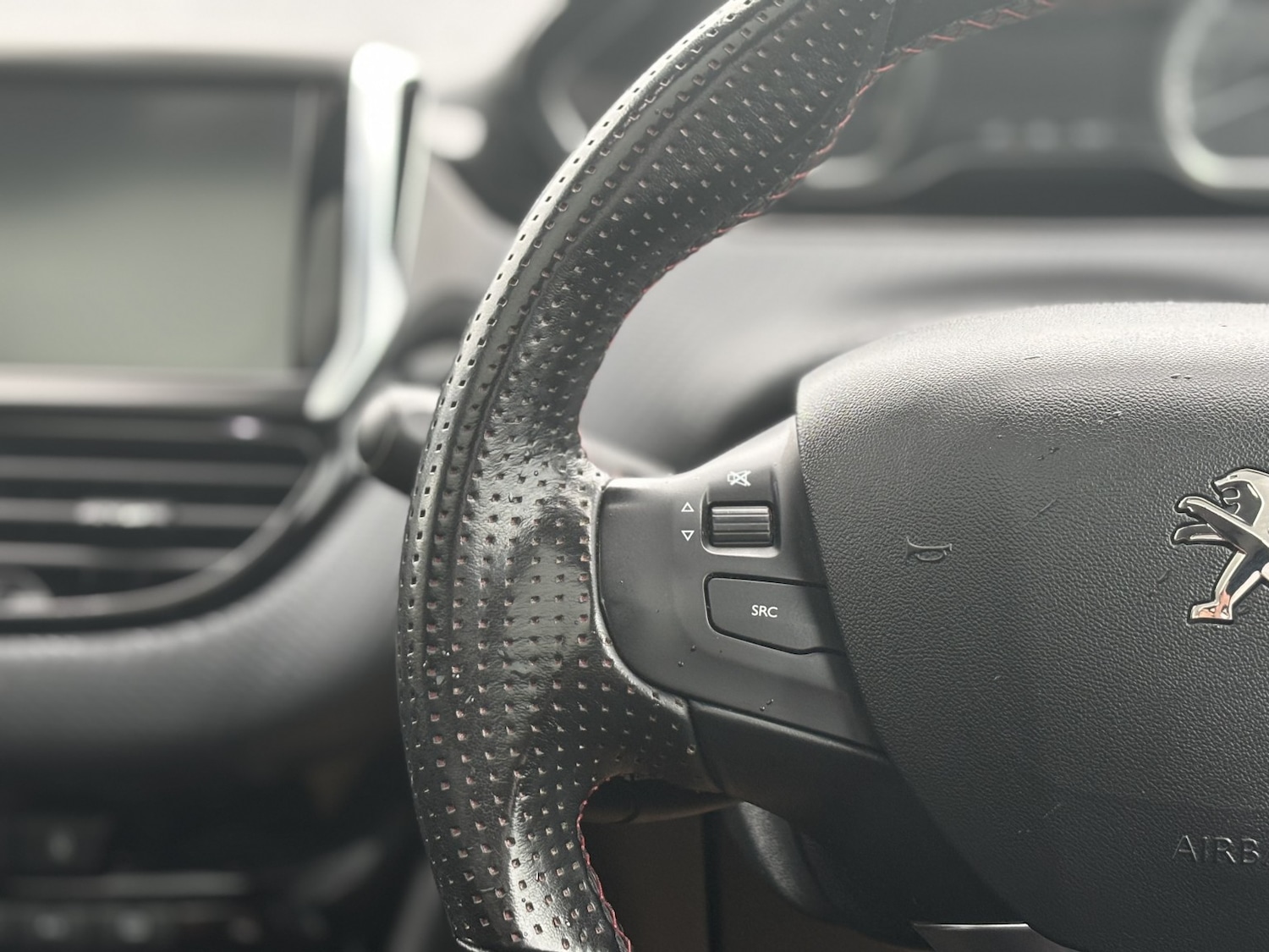 Used Peugeot 2008 2018 for sale - 77084273: Photo 29