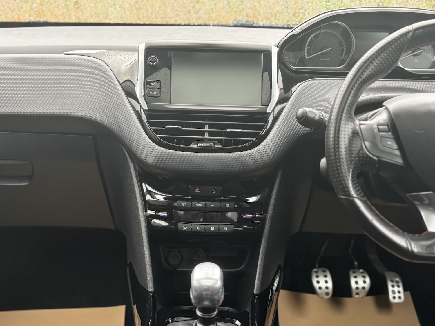 Used Peugeot 2008 2018 for sale - 77084273: Photo 32