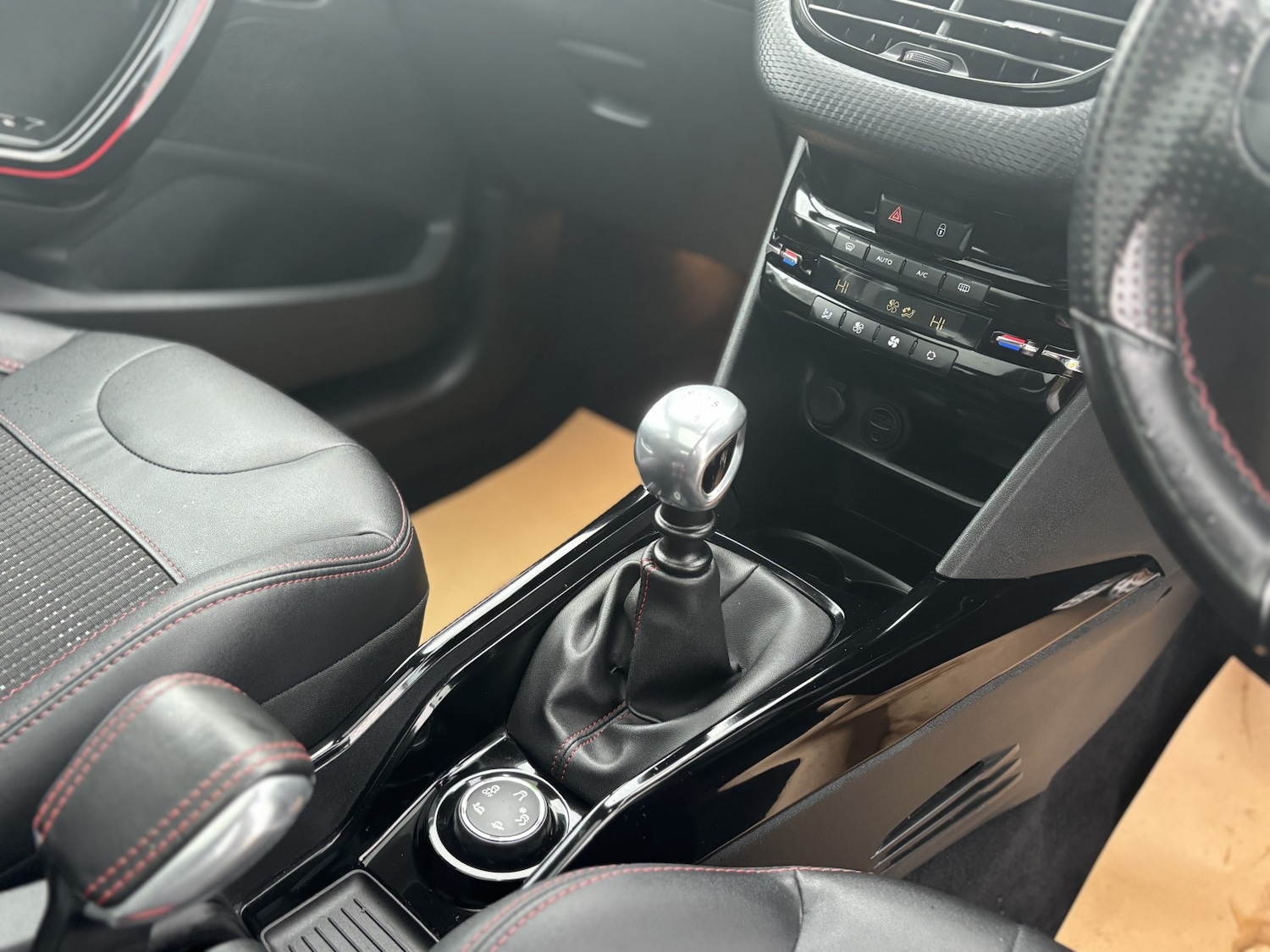 Used Peugeot 2008 2018 for sale - 77084273: Photo 34