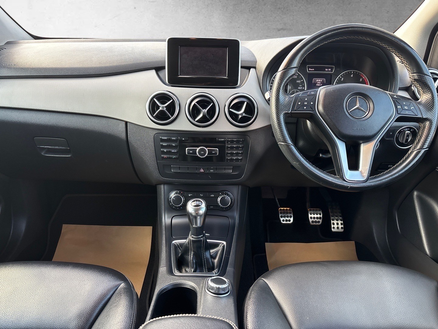 Used Mercedes-Benz B Class 2014 for sale - 77830155: Photo 2