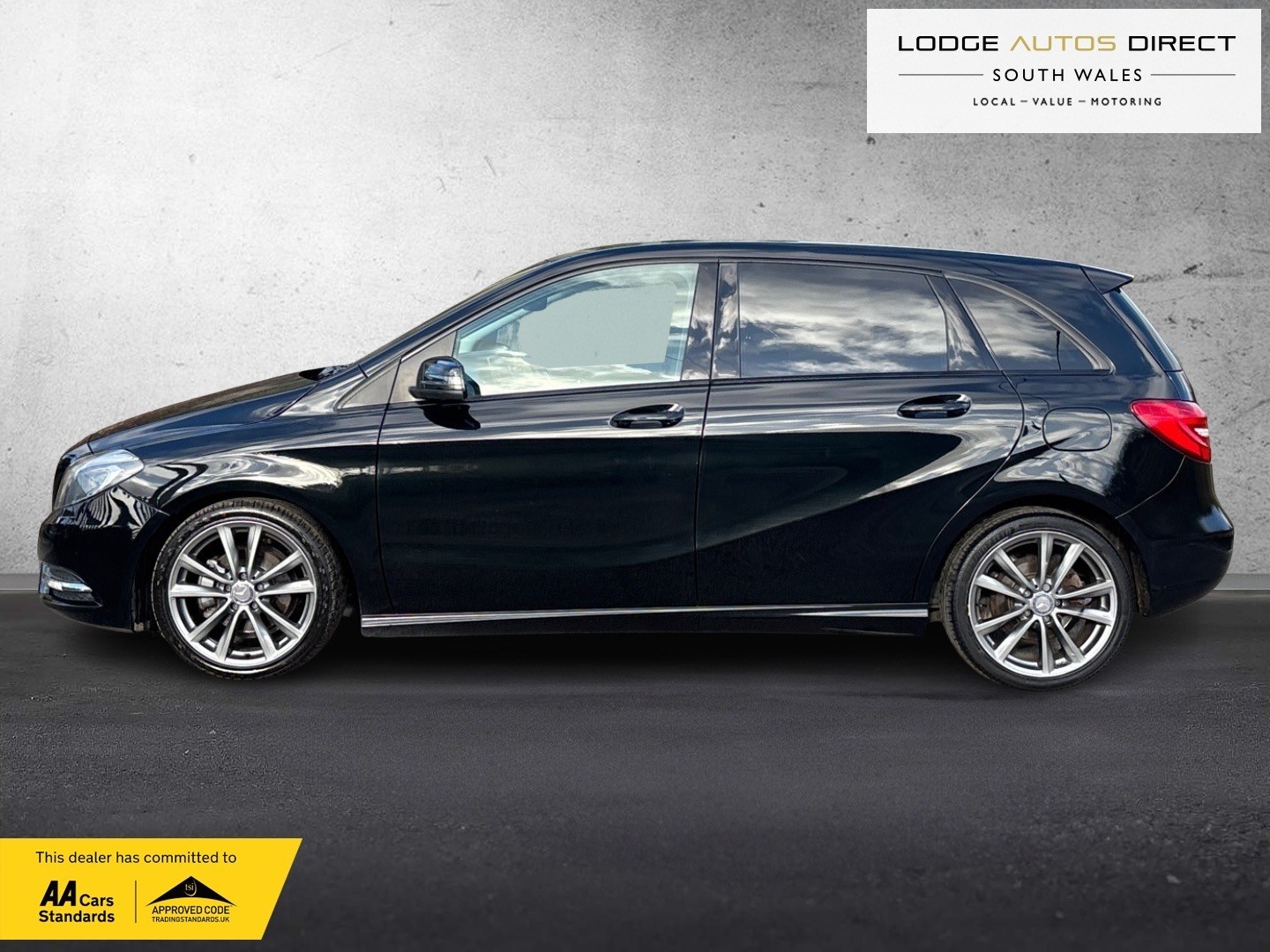 Used Mercedes-Benz B Class 2014 for sale - 77830155: Photo 5