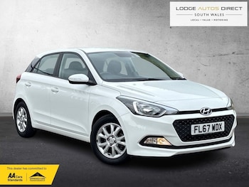 Used Hyundai i20 2017 for sale - 79221848: Photo