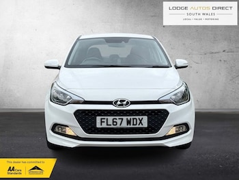 Used Hyundai i20 2017 for sale - 79221848: Photo