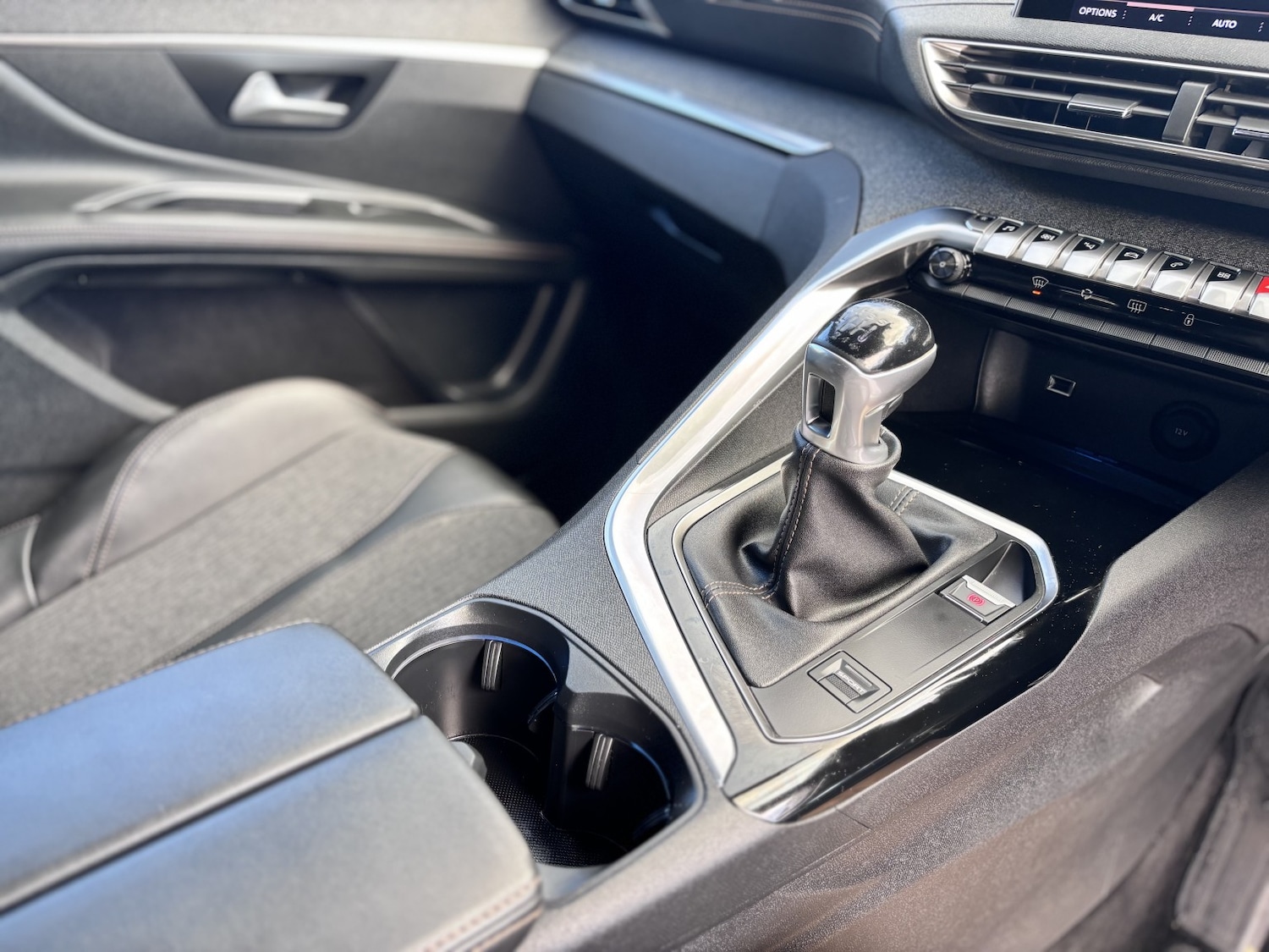 Used Peugeot 5008 2019 for sale - 77357261: Photo 35