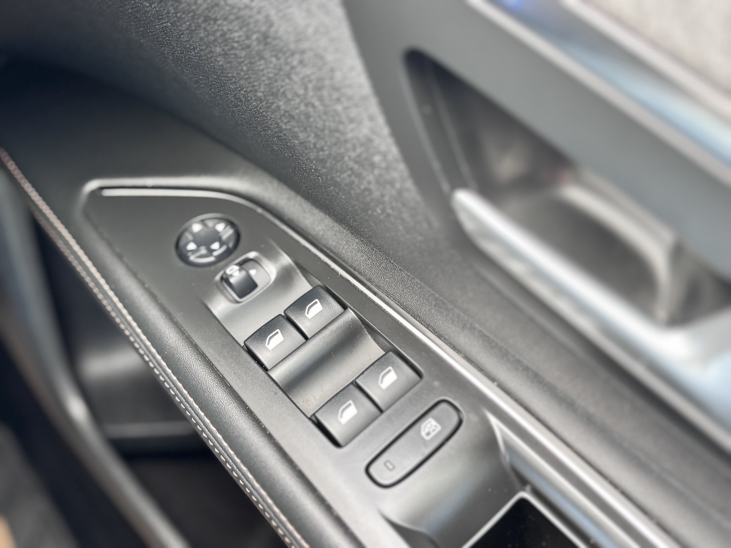 Used Peugeot 5008 2019 for sale - 77357261: Photo 51