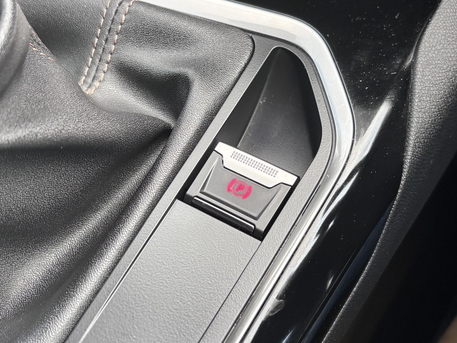 Used Peugeot 5008 2019 for sale - 77357261: Photo 54