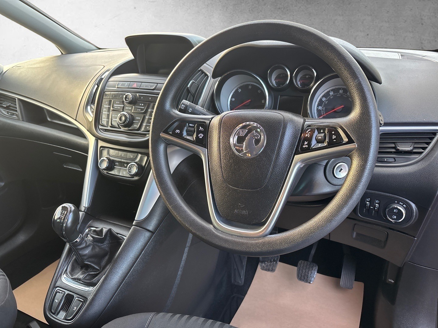 Used Vauxhall Zafira 2015 for sale - 77258572: Photo 11