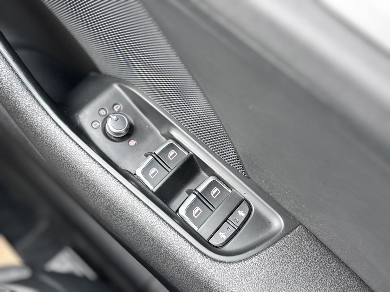 Used Audi A3 2016 for sale - 77084256: Photo 60