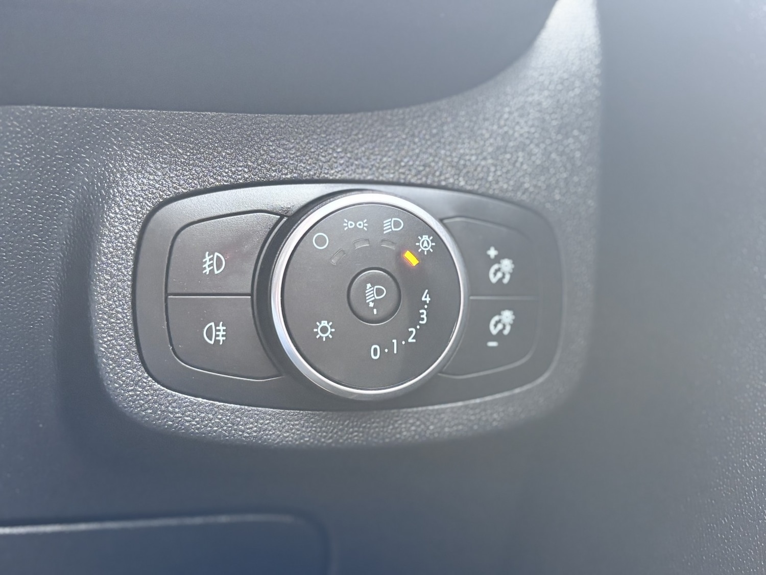 Used Ford Fiesta 2020 for sale - 77296839: Photo 61