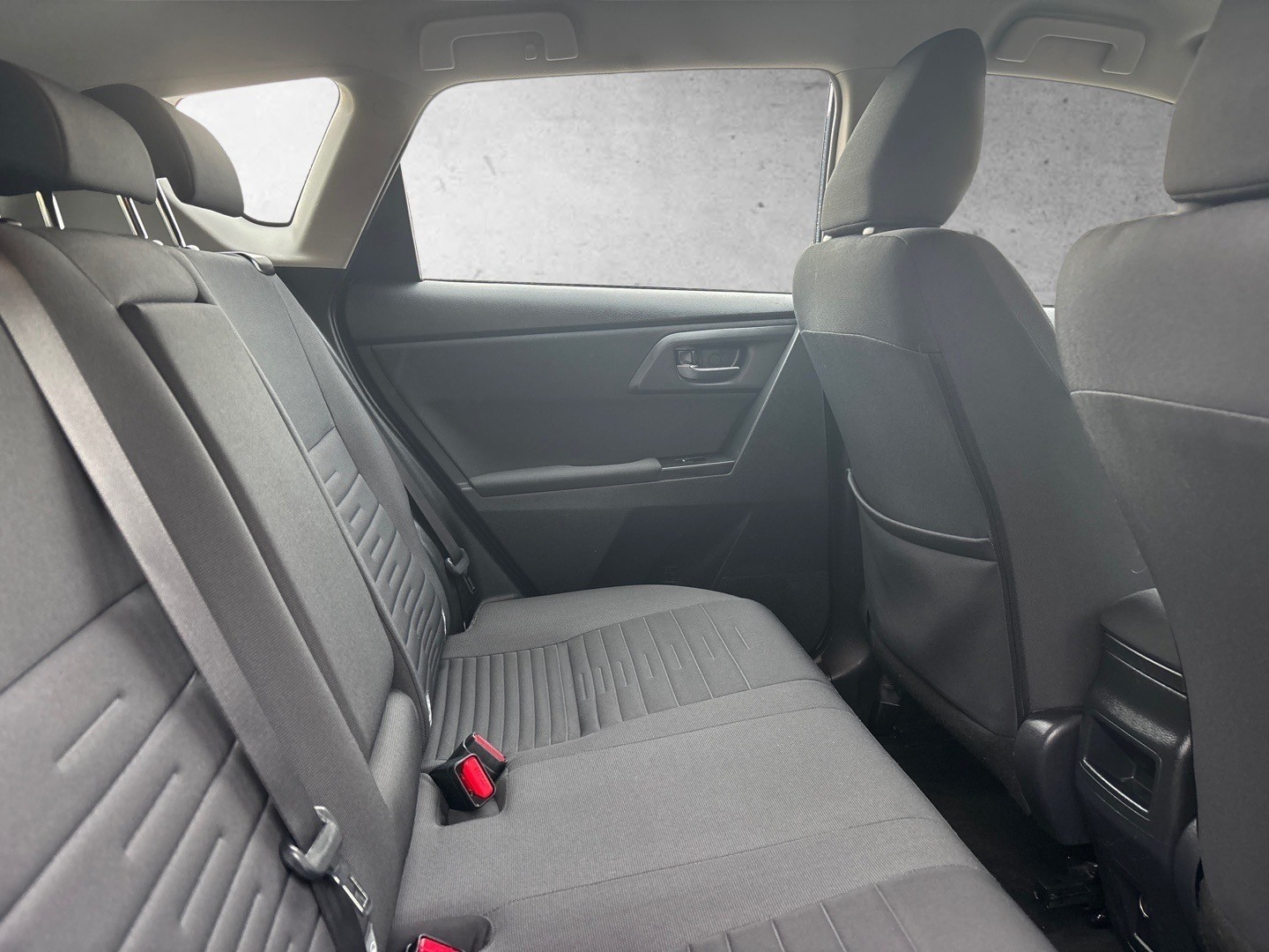 Used Toyota Auris 2015 for sale - 76904711: Photo 13