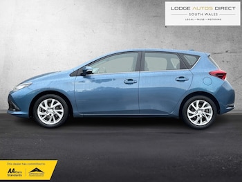 Used Toyota Auris 2015 for sale - 76904711: Photo
