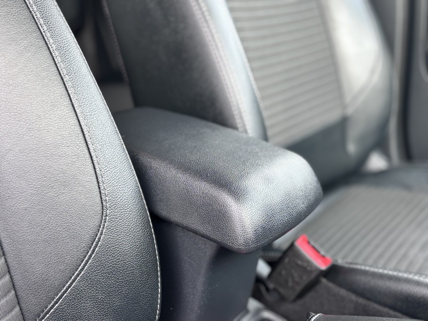 Used Ford Ecosport 2018 for sale - 77135907: Photo 36