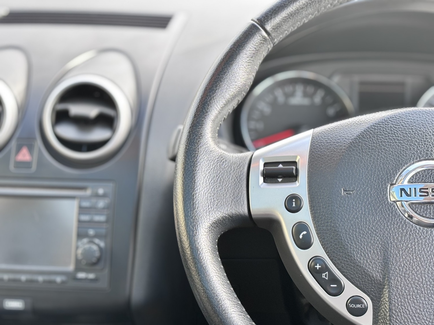 Used Nissan Qashqai+2 2013 for sale - 77336277: Photo 37