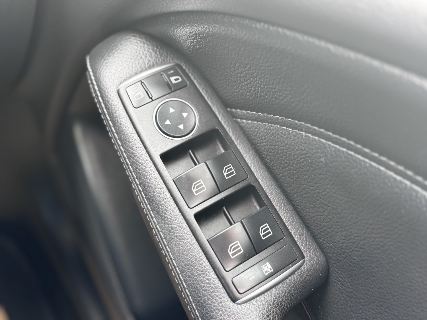 Used Mercedes-Benz B Class 2016 for sale - 77792794: Photo 64