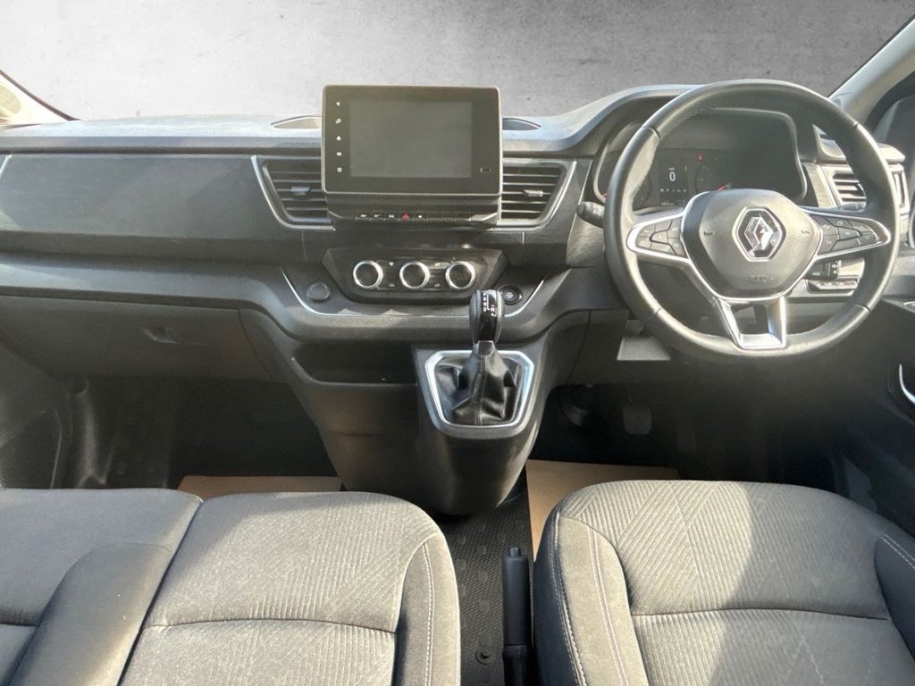 Used Renault Trafic 2023 for sale - 78181790: Photo 2