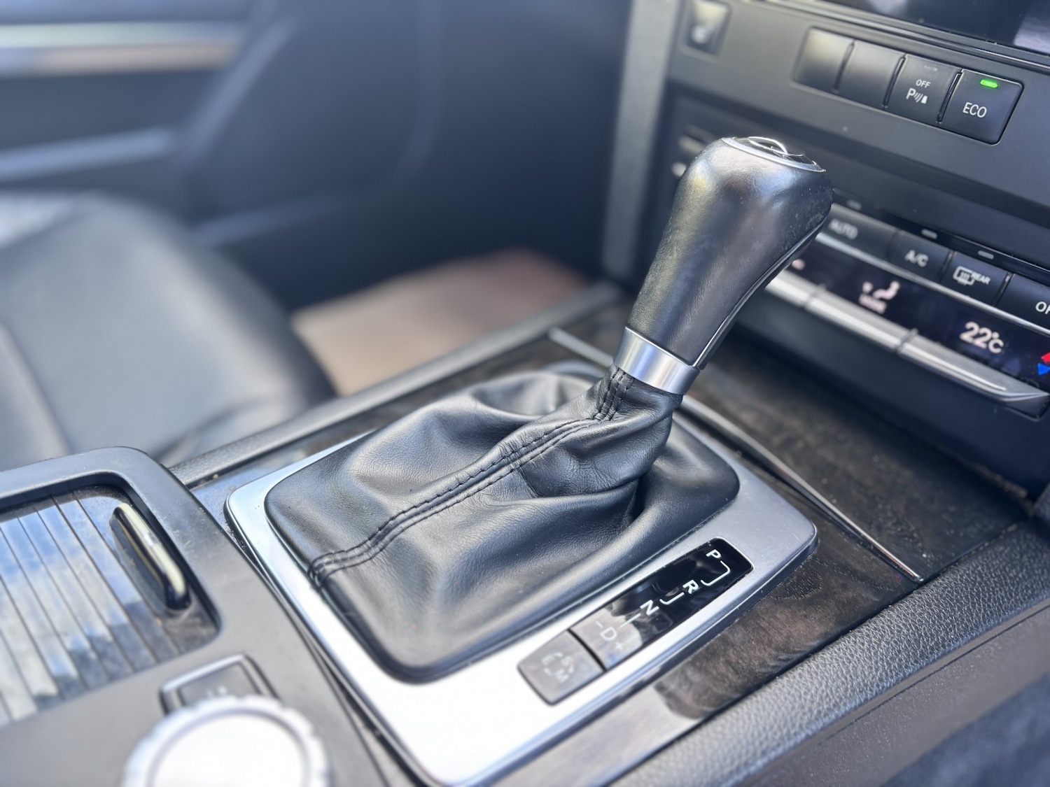 Used Mercedes-Benz E Class 2013 for sale - 76855399: Photo 42