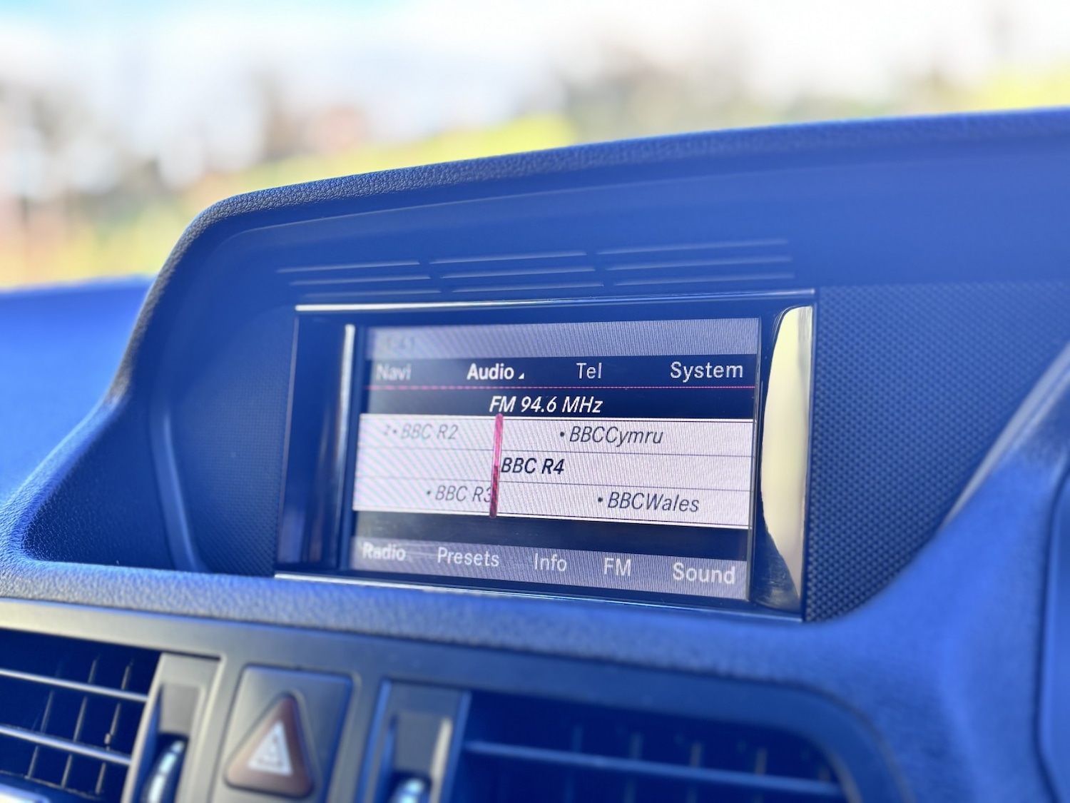 Used Mercedes-Benz E Class 2013 for sale - 76855399: Photo 51