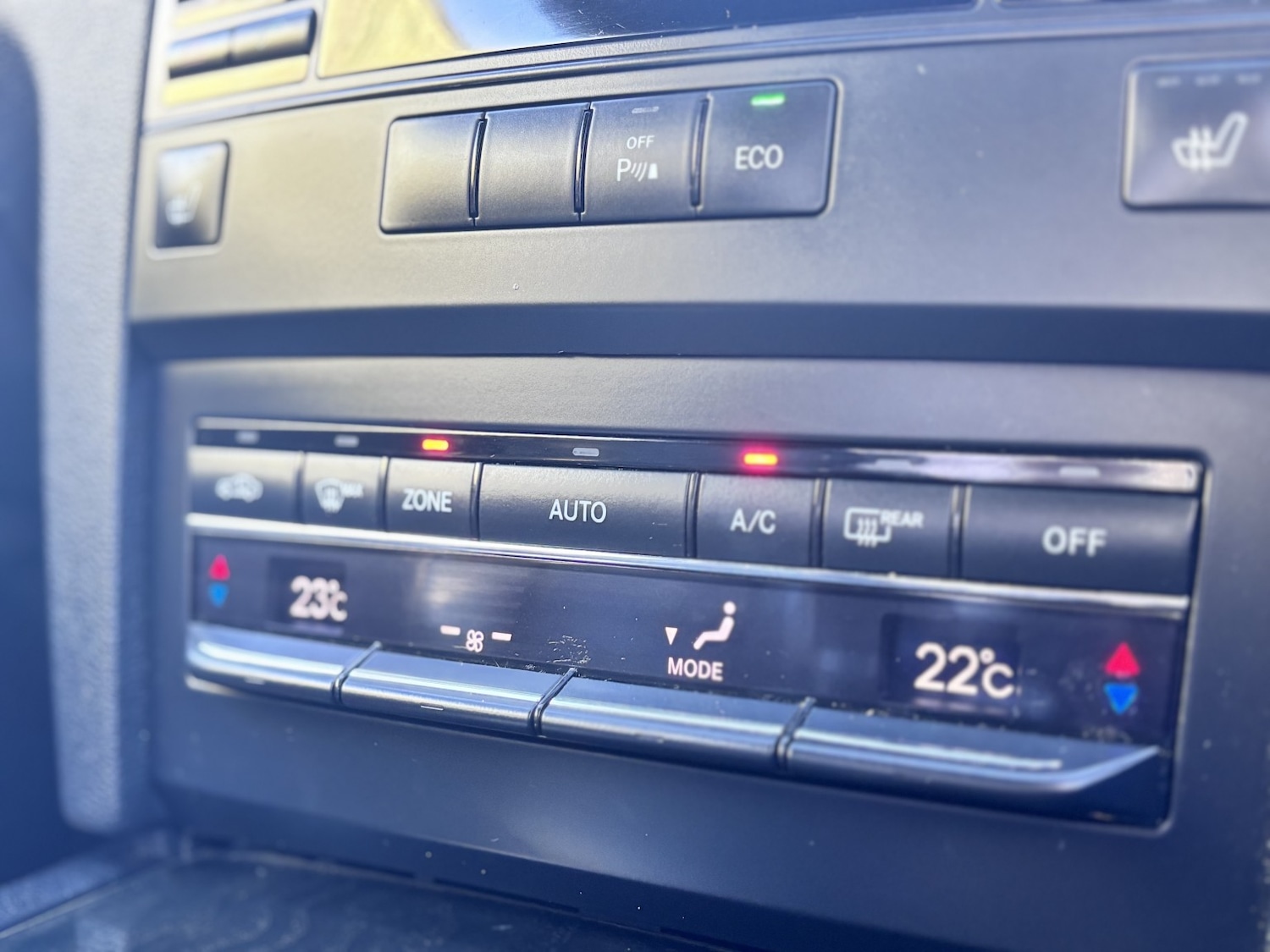 Used Mercedes-Benz E Class 2013 for sale - 76855399: Photo 54